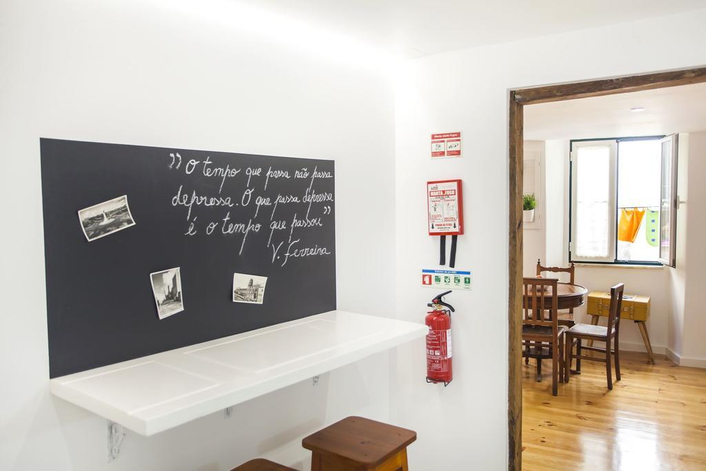 Lovelystay - Alfama Charming Experience! Lisbon Bagian luar foto